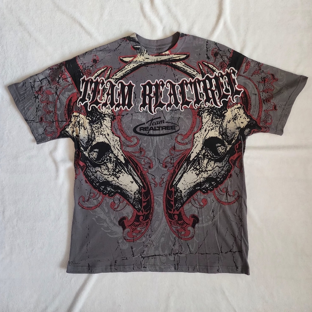 Realtree Shirt Mens XL Gray Skulls All Over Print Grunge Hunting Outdoor Y2K